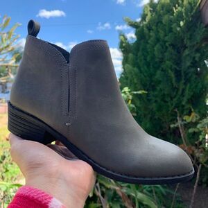 Sun + Stone Womens Cadee Cushioned Bootie Sz 5M in Grey